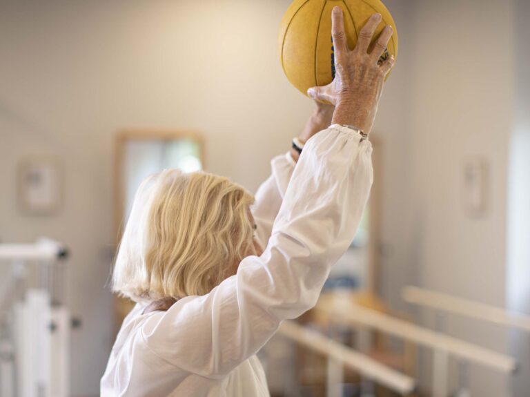 Gerontogymnastics: improving physical activity in the elderly