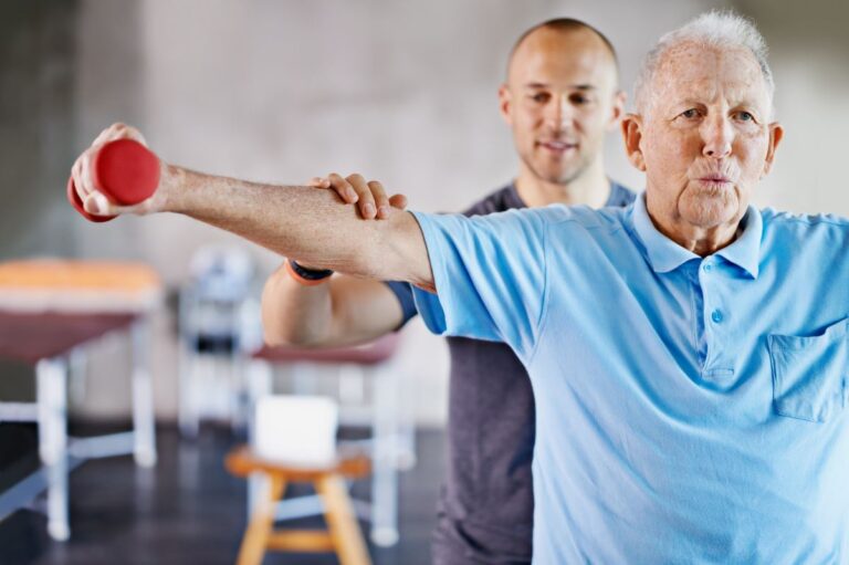 Exercises to recover muscle mass in older people